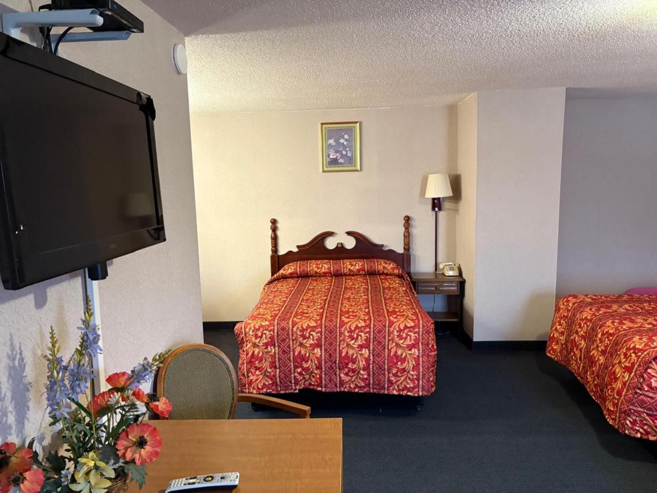 Dutch By Oyo Near Hershey Park Motel