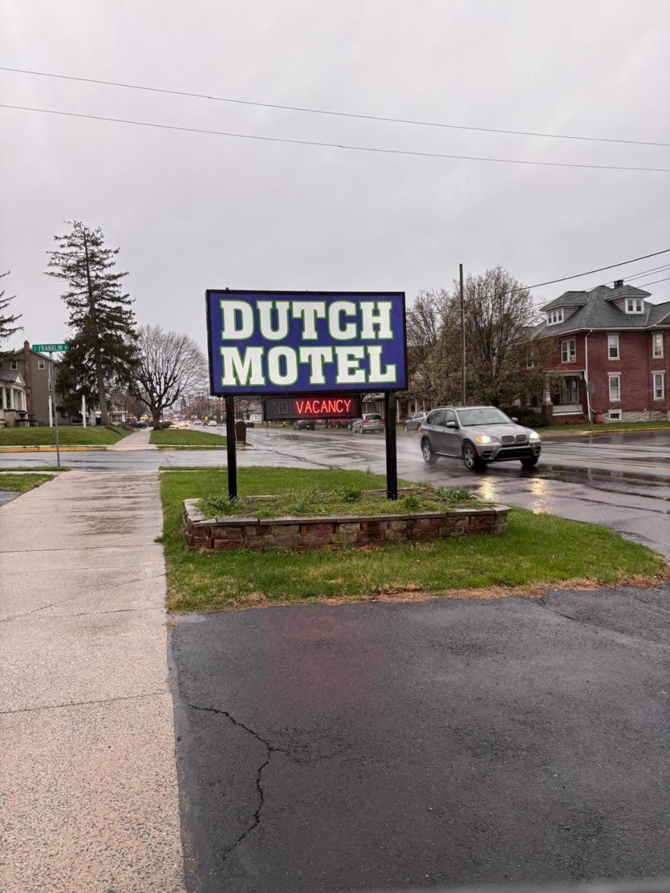 Motel Dutch By Oyo Near Hershey Park 3*